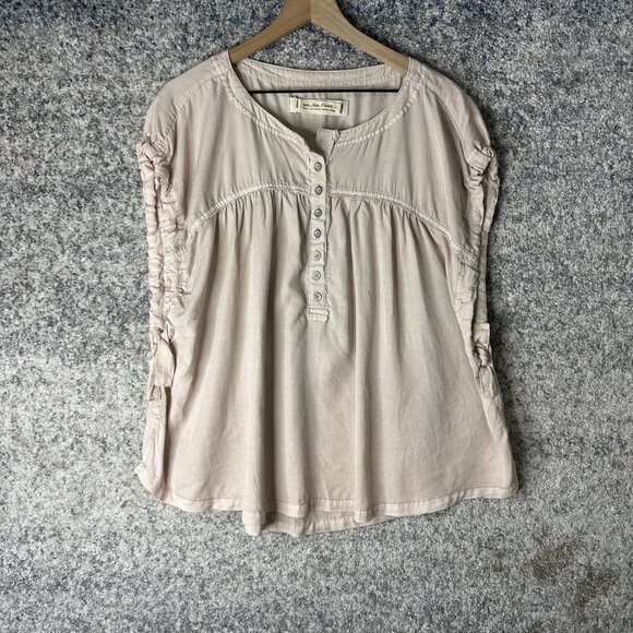 We The Free Shirt Womens Small Beige Henley Button Front Ruched Boho Free People - Picture 1 of 7